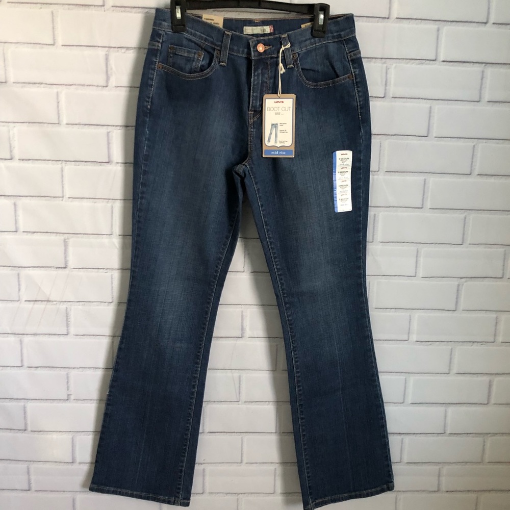 🌺NWT Levi’s 🌺
